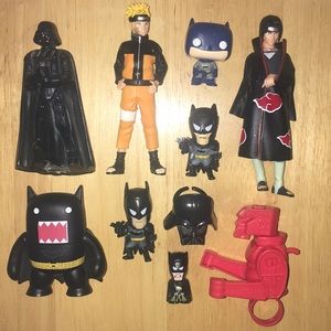 (Free With Purchase) Little Toy Figurines/Rings
